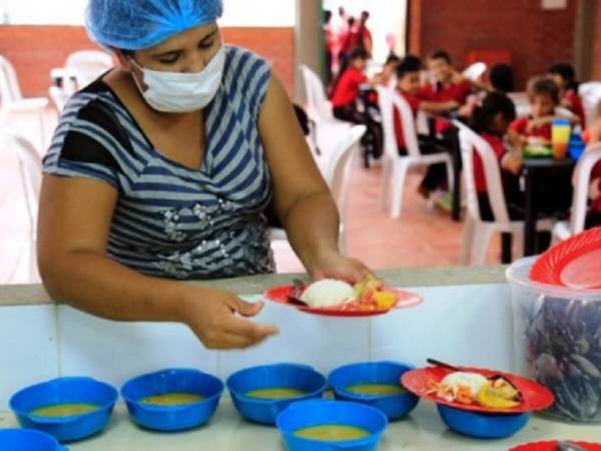 A 100 trabajadores del PAE de Tunja les adeudan sus salarios