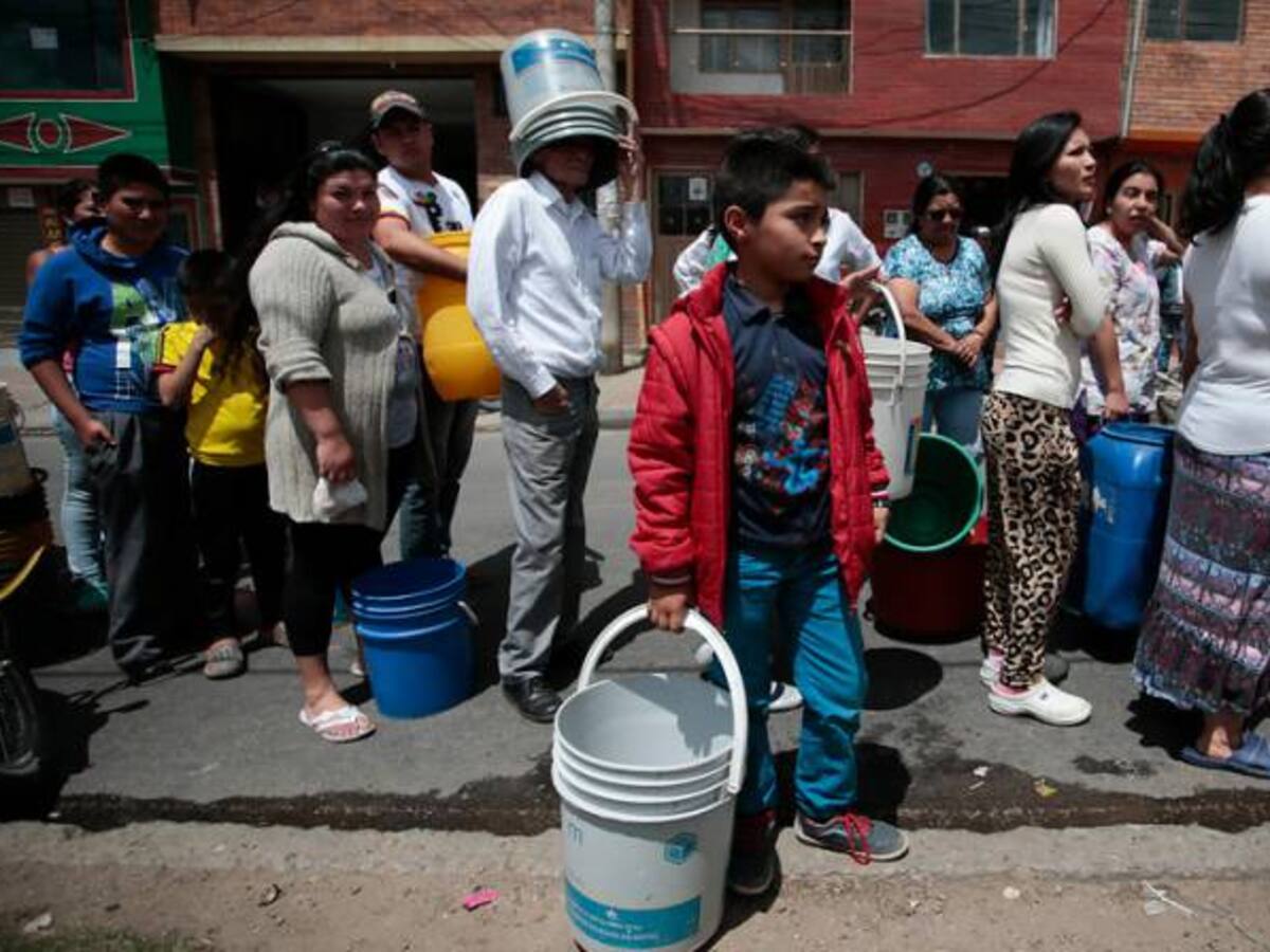 Siguen disturbios en Faca por falta de agua