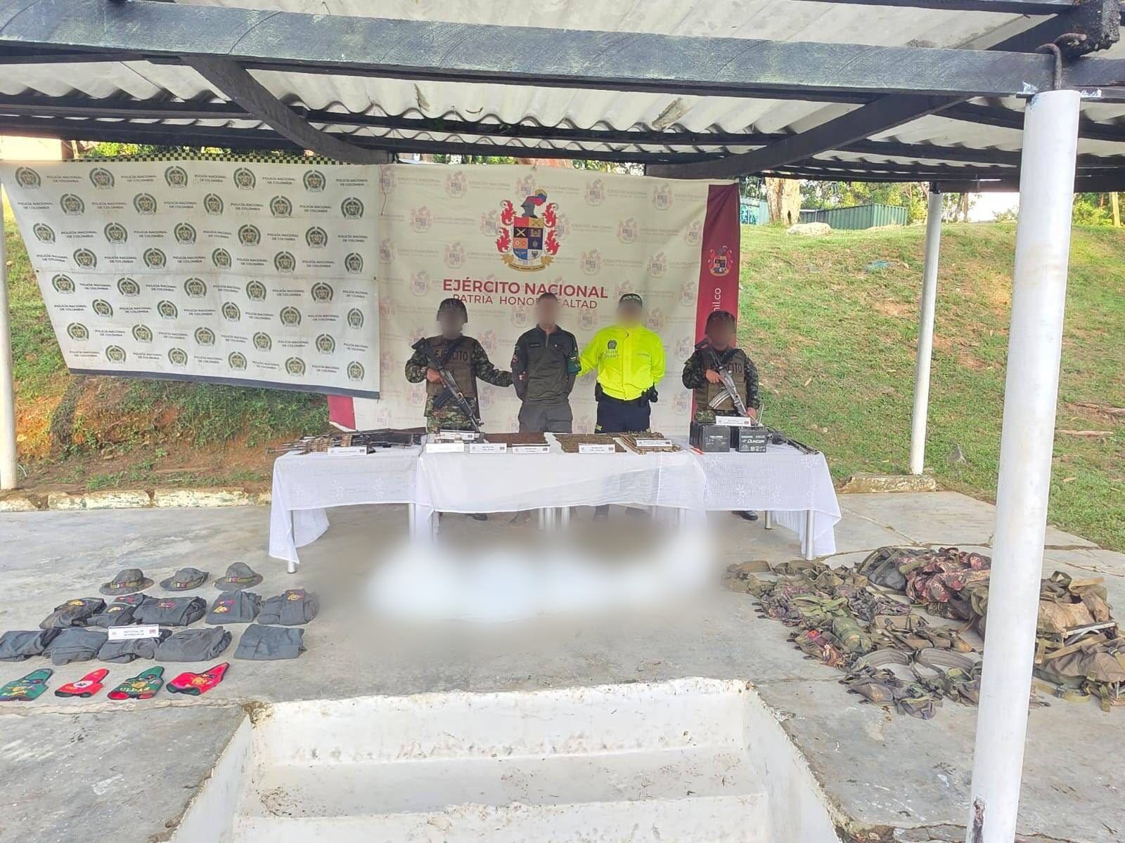 Un muerto y un capturado dejan combates del Ejército contra el Clan del Golfo en Bajo Cauca antioqueño. Foto: Brigada 11.