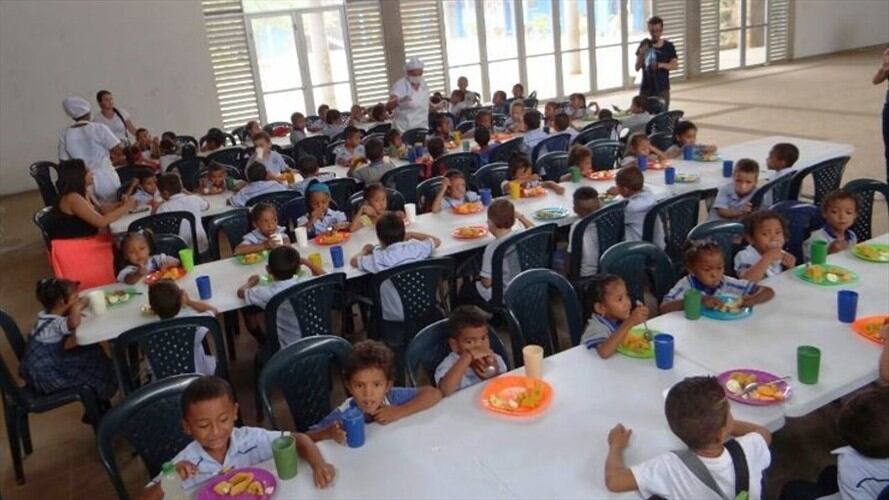 La Asociación de Maestros de Córdoba, Domingo Ayala, advierte que el Programa de Alimentación Escolar (PAE) en ese departamento no ofrece garantías para la población estudiantil. Foto: Colprensa