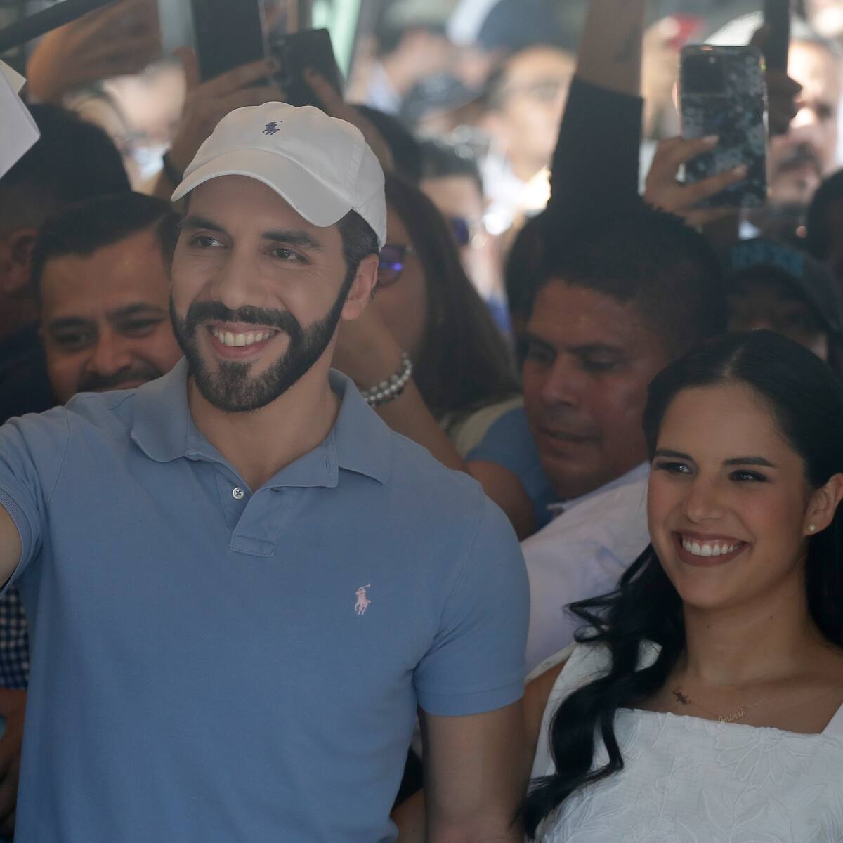 Con el 31 % de las actas escrutadas, Bukele ganaría con más de 1,29 millones de votos
