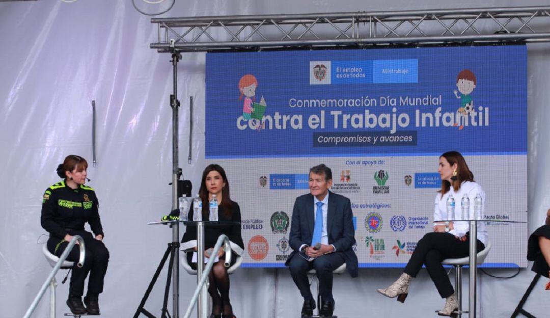 Ministros de Trabajo y Educación 