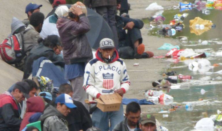 Canal de la calle sexta reúne a más de 300 habitantes de calle.