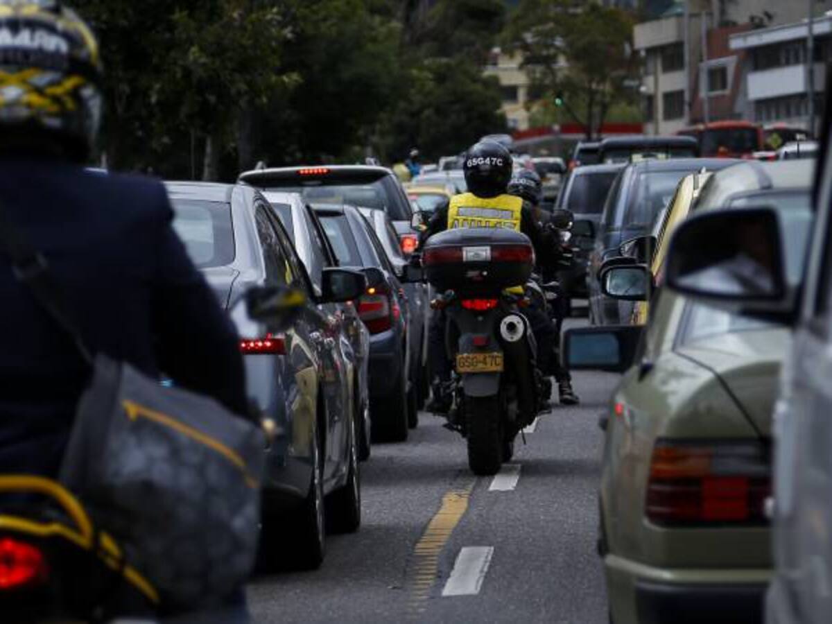 Carrera once en Bogotá tendrá reversible al sur y un bicicarril desde este jueves
