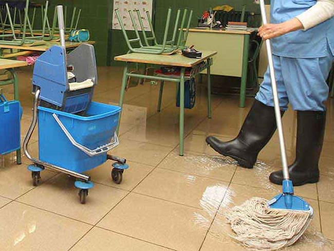 Informe sobre queja de operarias de aseo y respuesta