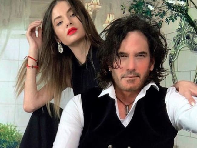 Mario Cimarro y su novia