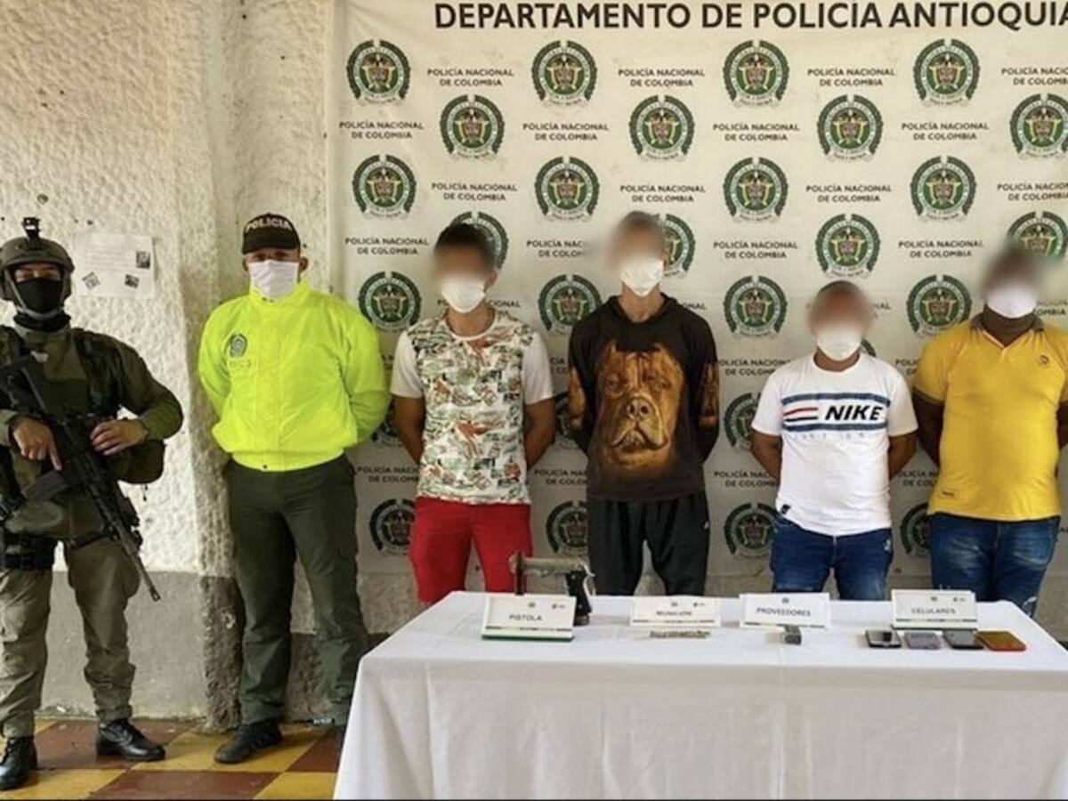 Capturan a cuatro cabecillas de Los Caparros en el Bajo Cauca Antioqueño