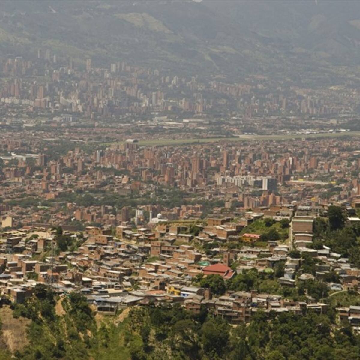 ‘Familiares de delegados de grupos ilegales en mesa de diálogo estan siendo perfilados’