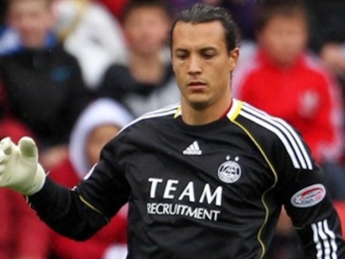 El portero del Pasto, David Gonzalez, se lesiona en amistoso en Perú