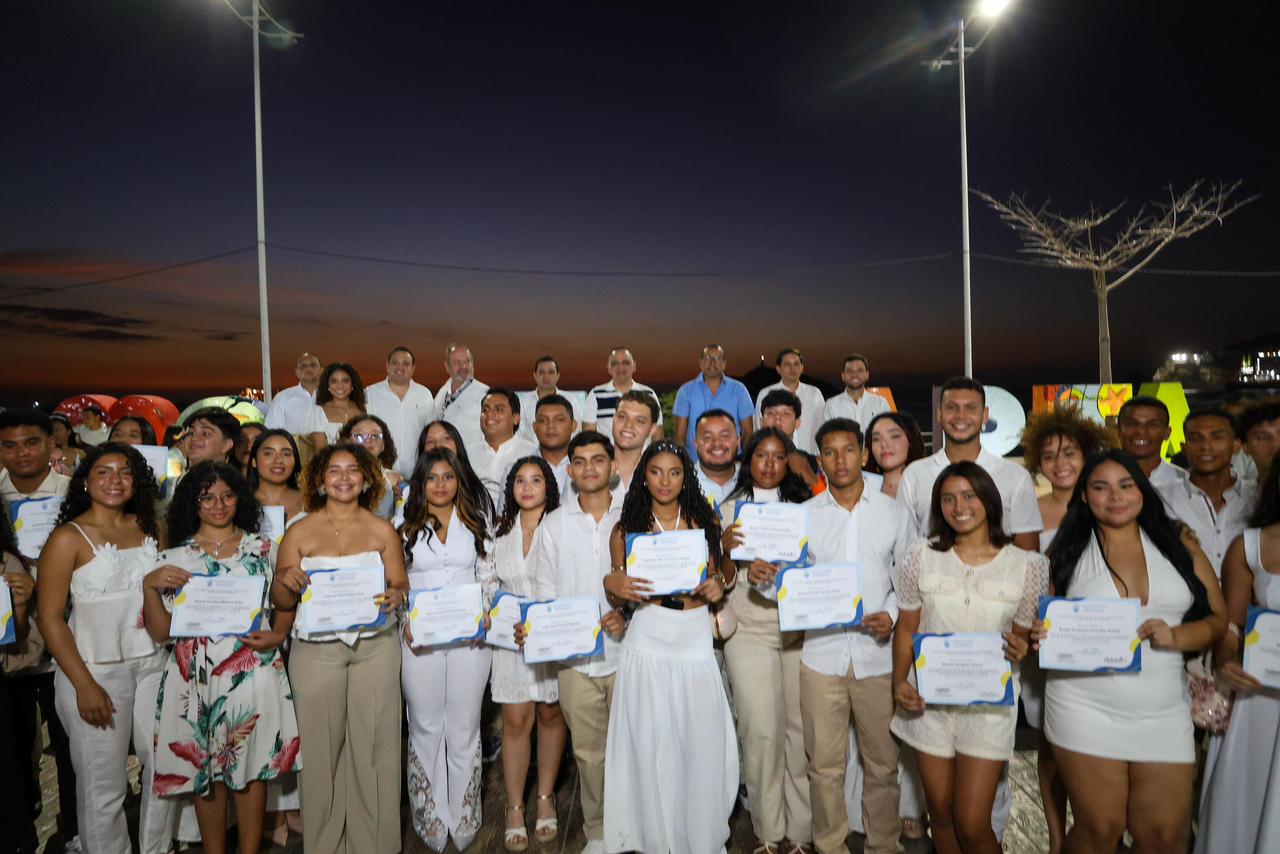 Posesionados 51 consejeros de juventudes en Santa Marta/ Alcaldía