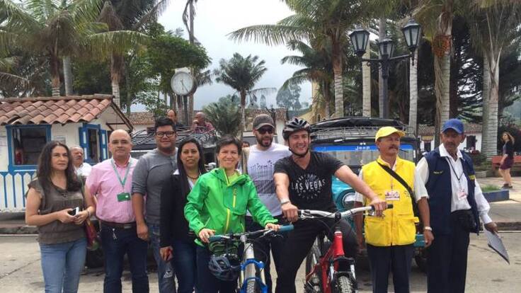 Leyes que protegen la palma de cera están vigentes contra la minería: senadora Claudia López