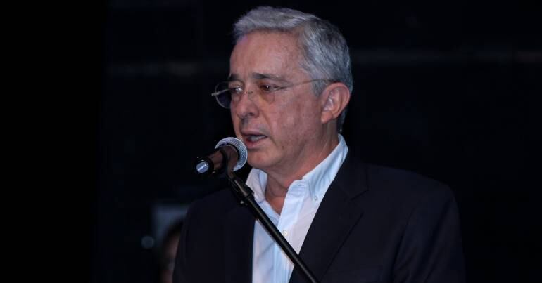 Álvaro Uribe.
