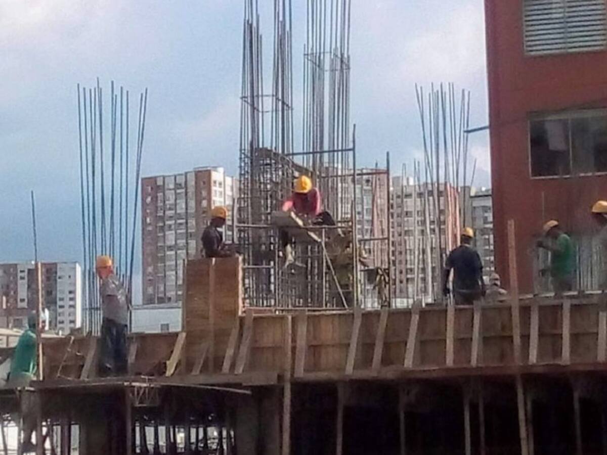Sólo algunos trabajadores de la construcción volverán a labores en Caldas