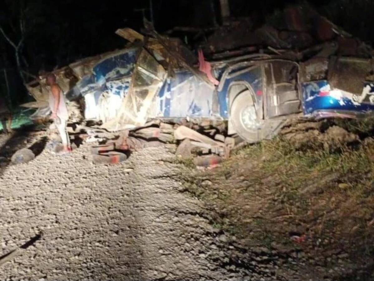 Caída de bus en un precipicio de Panamá deja 33 migrantes muertos