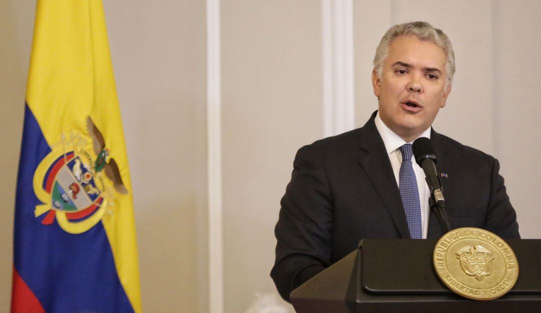 El Jefe de Estado le respondió una pregunta que le hizo sobre el tema a un congresista electo que participaba de Asofondos