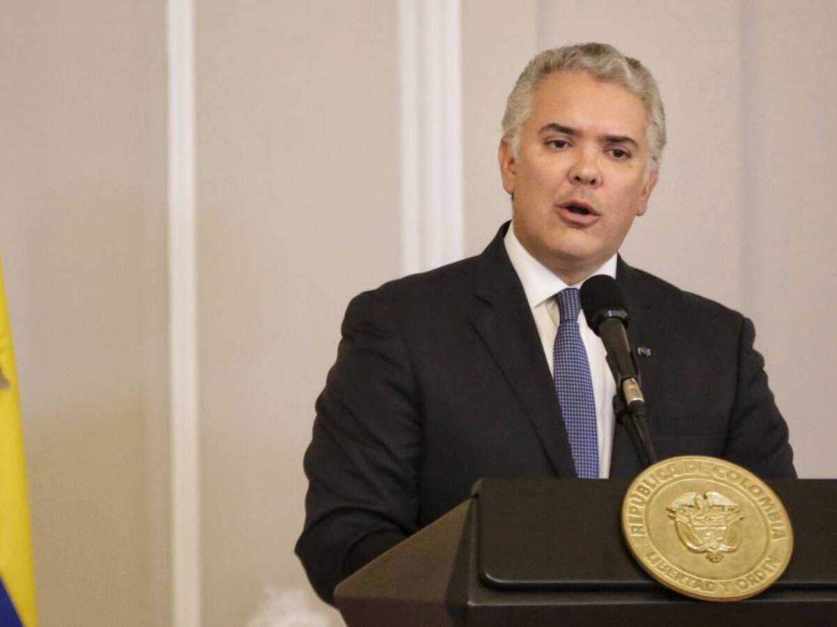 Presidente Duque salió en defensa del general Zapateiro