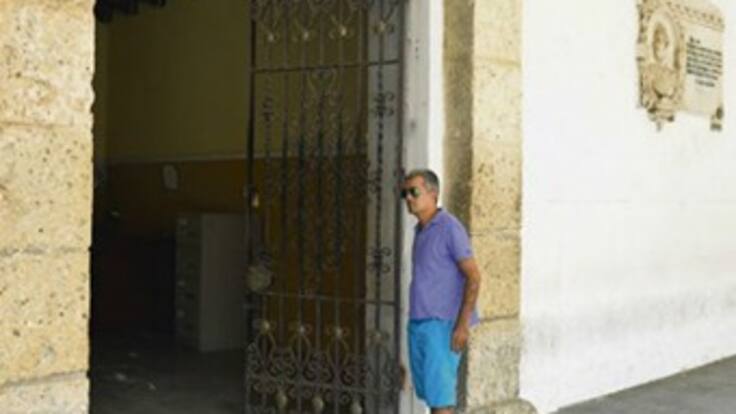 Abogado gana tutela para entrar en bermudas a despachos públicos