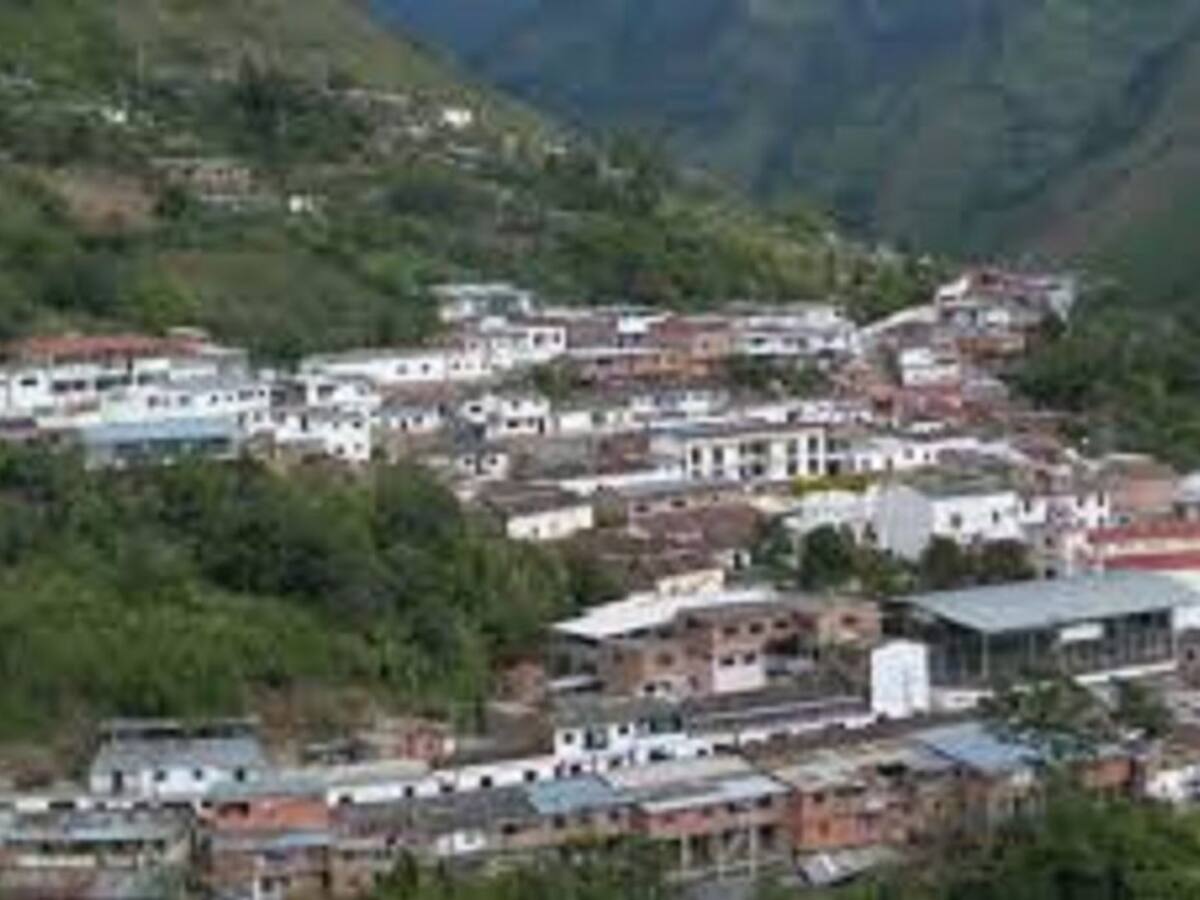 Lentamente retorna la tranquilidad a Hacarí