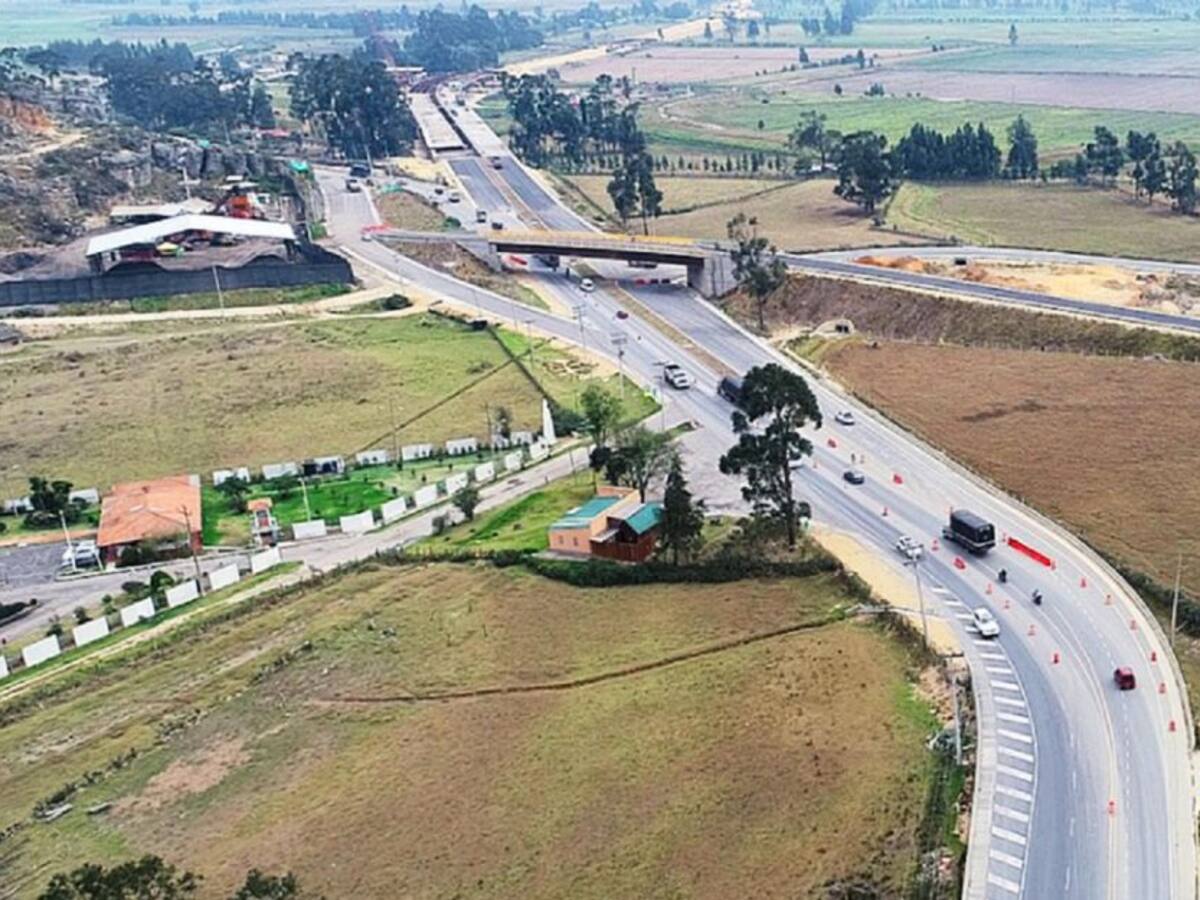 En un 96% avanzan las obras Anapoima-Mosquera