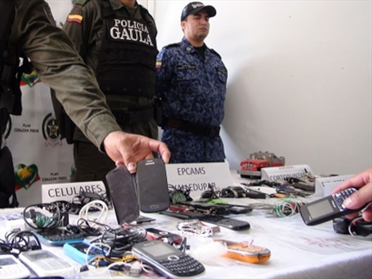 Allanan ‘la tramacúa’ en Valledupar y hallan 26 celulares