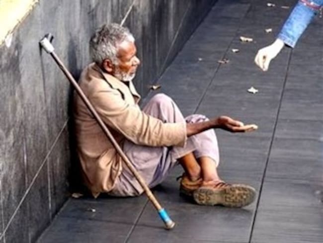 Personería revela que mendigos ganan más que profesionales en Bucaramanga