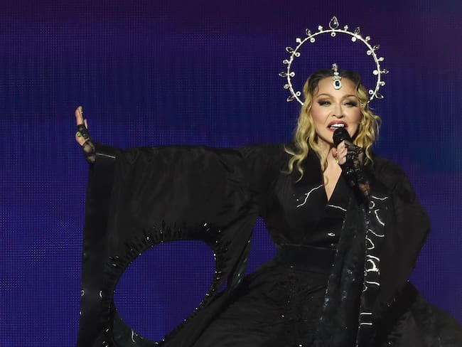 AME3447. RÍO DE JANEIRO (BRASIL), 04/05/2024.- La cantante Madonna se presenta en un concierto gratuito, única presentación de su gira The Celebration Tour en Suramérica, este sábado en la playa de Copacabana en Río de Janeiro (Brasil). EFE/ André Coelho