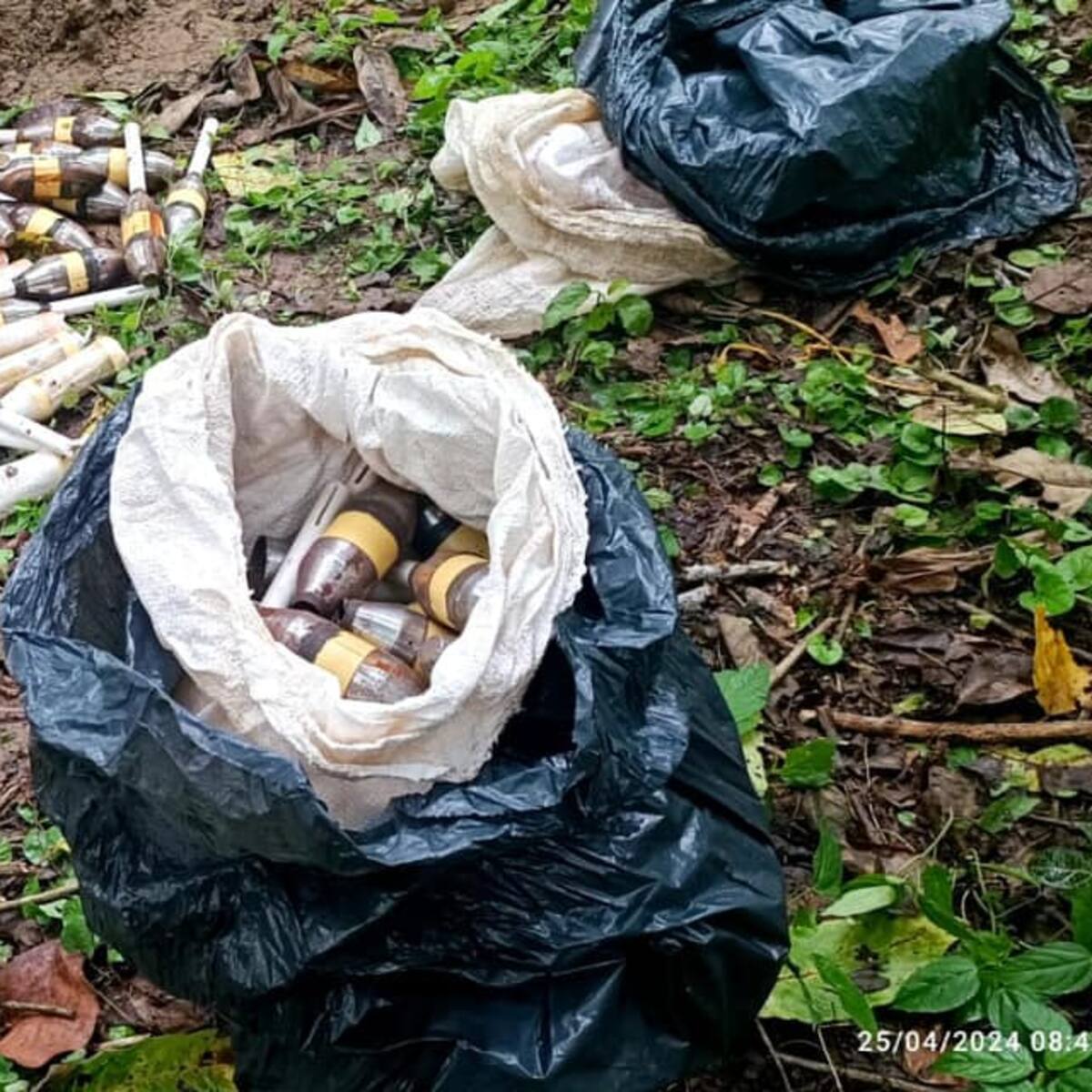 Hallan depósito ilegal con artefactos explosivos en límites de Putumayo-Cauca