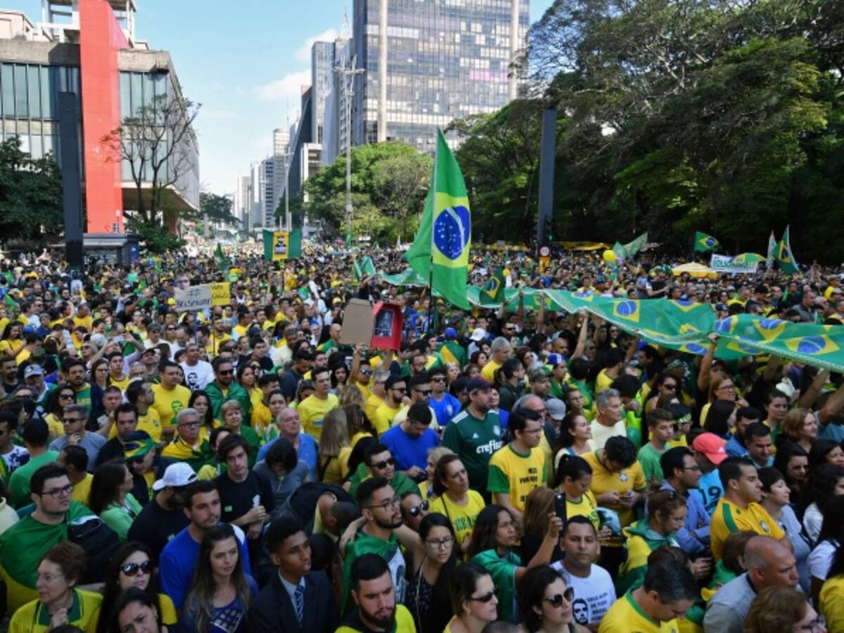 A pocos días de las elecciones, Bolsonaro sigue liderando las encuestas