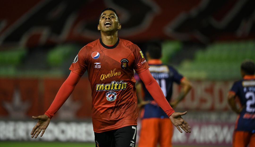 Caracas venció 2-0 a César Vallejo en el marcador global.