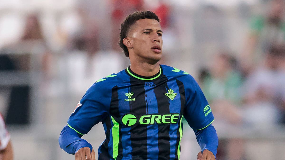 Interés desde Inglaterra frena el posible fichaje de Nelson Deossa por el Vasco da Gama