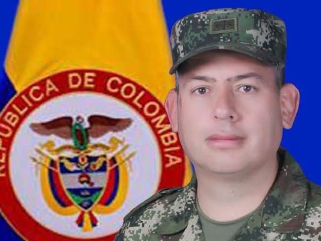 Teniente Coronel Johan Fernando Martínez, investigado por presuntamente incurrir en el delito de violencia intrafamiliar agravada. también tiene procesos por delitos sexuales y falsos positivos