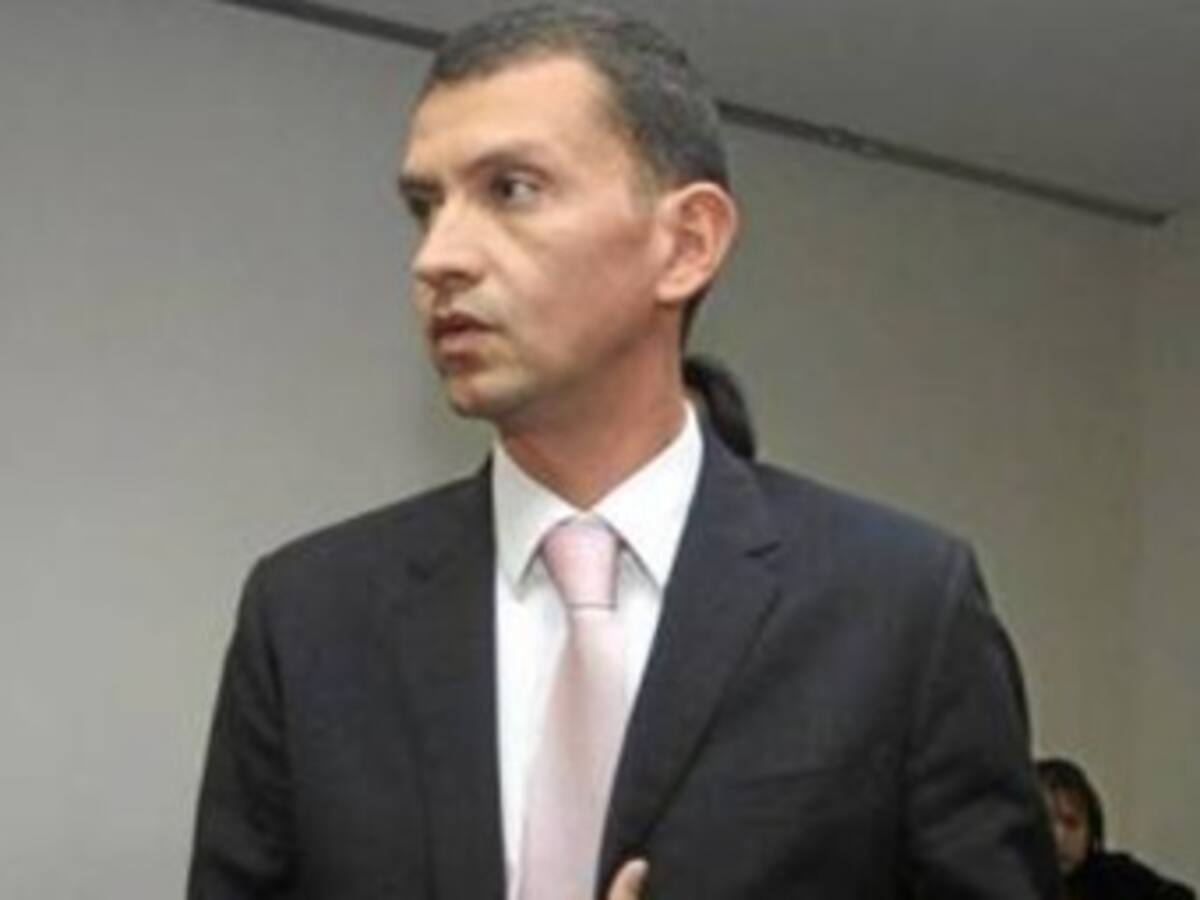 Archivan investigación por buscar supuestos beneficios a favor de Emilio Tapia