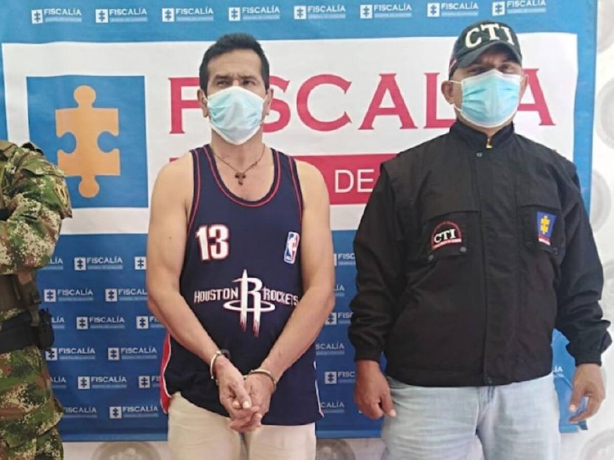 Al parecer le pagaba a un menor por tener relaciones sexuales