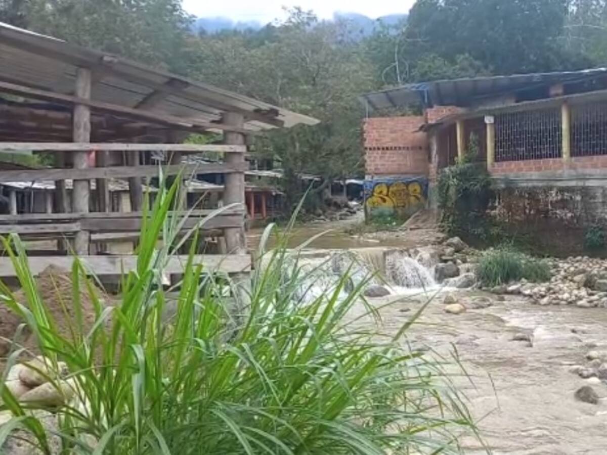 Lluvias provocan emergencias en Barbosa y Donmatías, Antioquia
