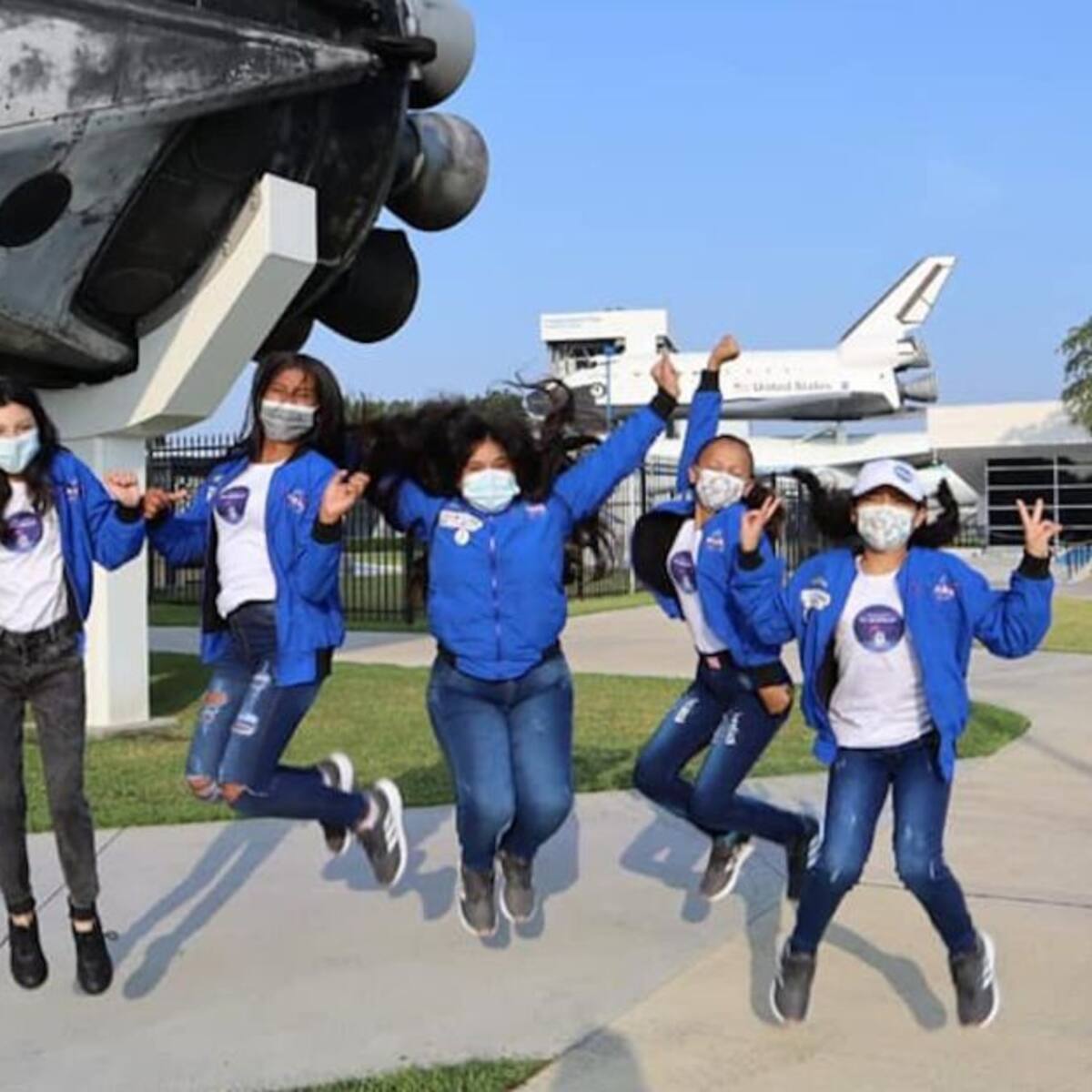 Niñas cafeteras de Fundación llegaron al Space Center de la Nasa