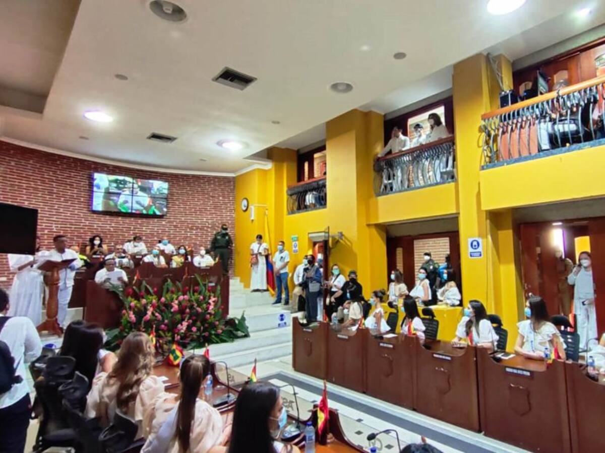 Concejo realizó sesión solemne del 11 de noviembre