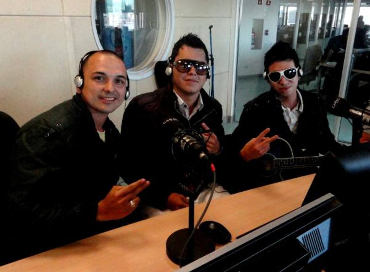 Nevolution de Izq-der: Cesar Marulanda "MISTER K", Jefferson Ocampo "JEFFER" y Jackson Susa Diaz "GK", invitados a La Ventana