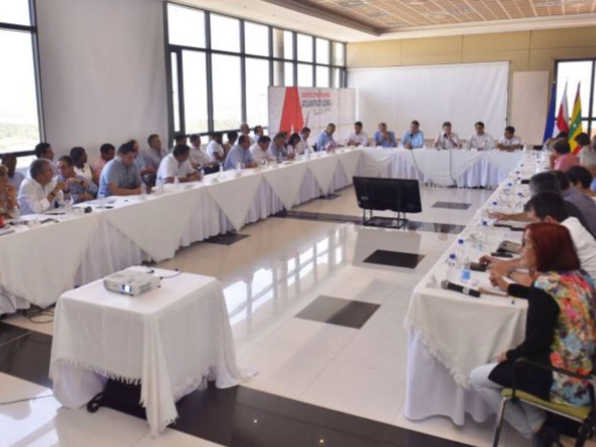 Cumbre empresarial analizará situación de la economía colombiana