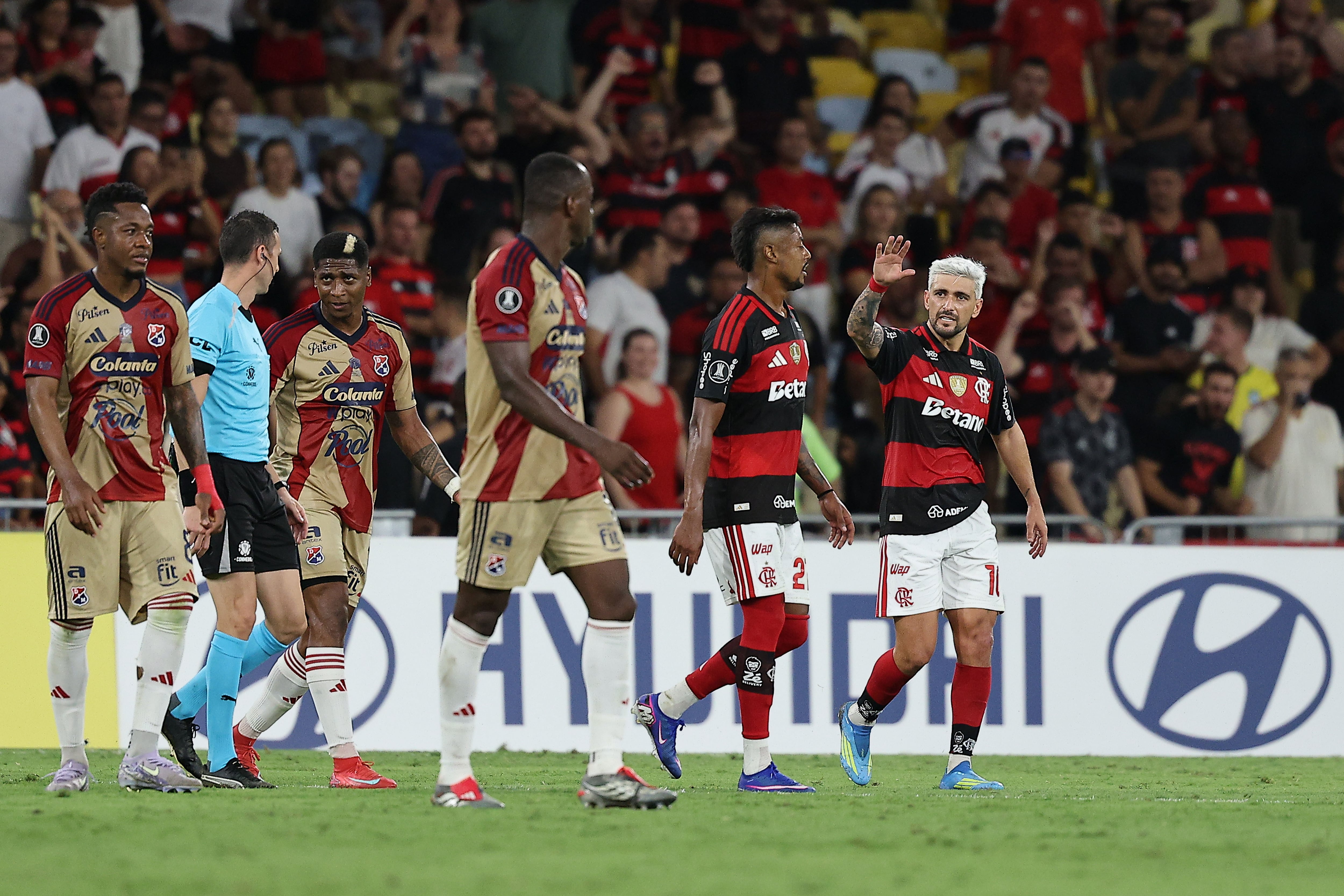 Flamengo vs Independiente Medellín en Copa Libertadores: goles, polémicas y resumen del partido. (Photo by Wagner Meier/Getty Images)