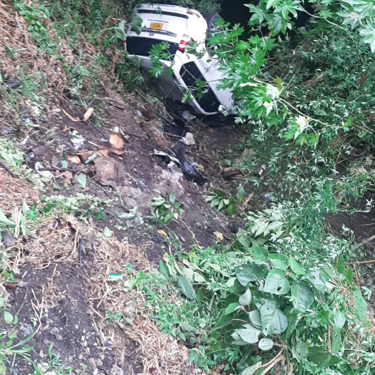 Vehículo cayó al abismo en la vía Bucaramanga - Cúcuta