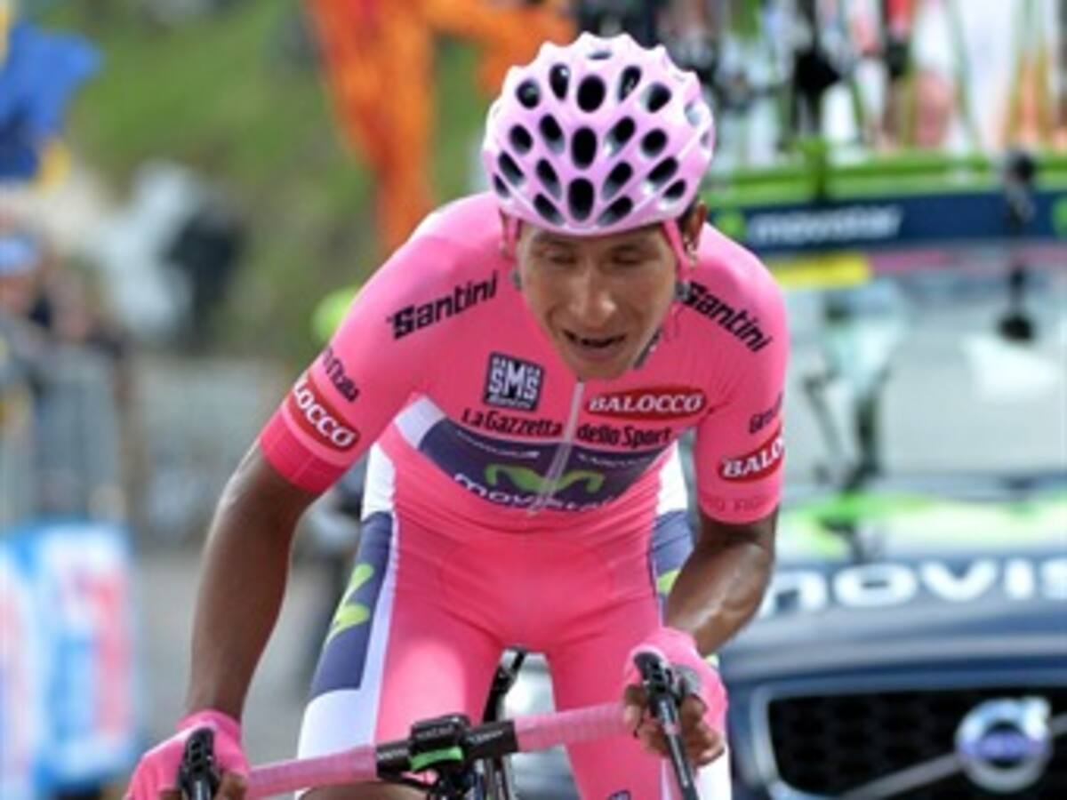 Nairo Quintana gana la crono y sigue escalando hacia el título