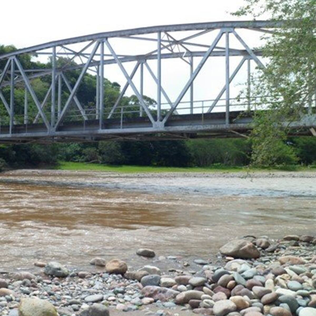 Joven pierde la vida en trágico accidente en el río Magdalena en Tarqui