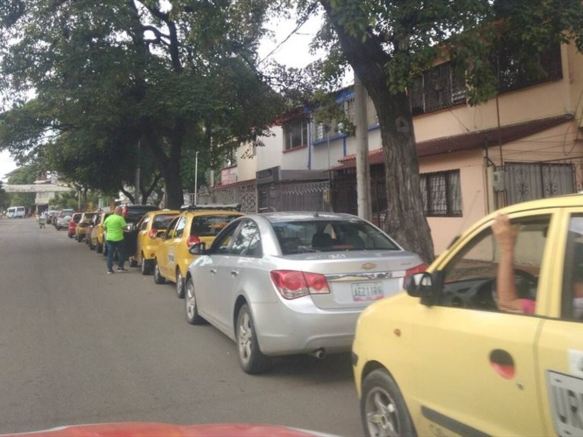 Escasez de gasolina dispara las ventas en estaciones de combustible en Cúcuta