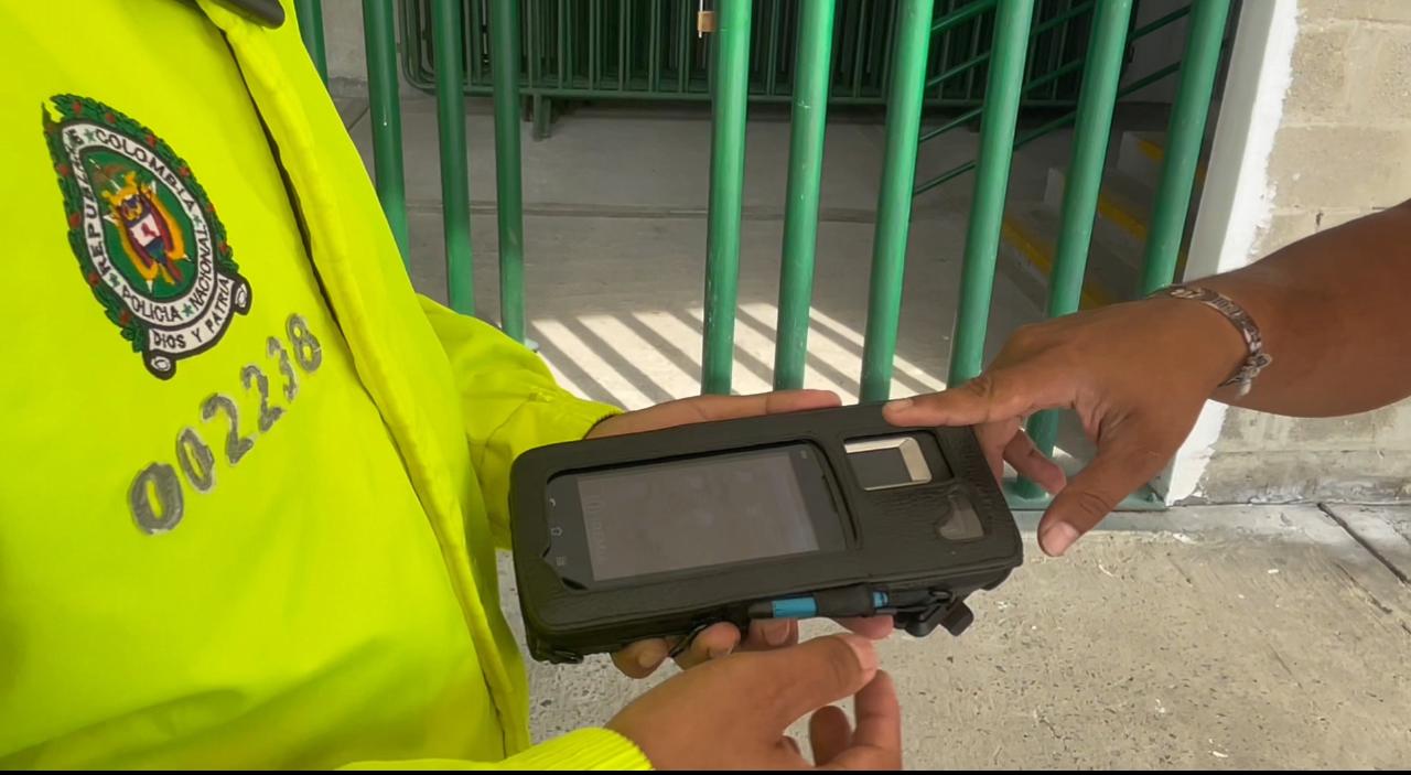 Asistentes al Estadio Palmaseca pasarán por un filtro de verificación de antecedentes - Policía Valle