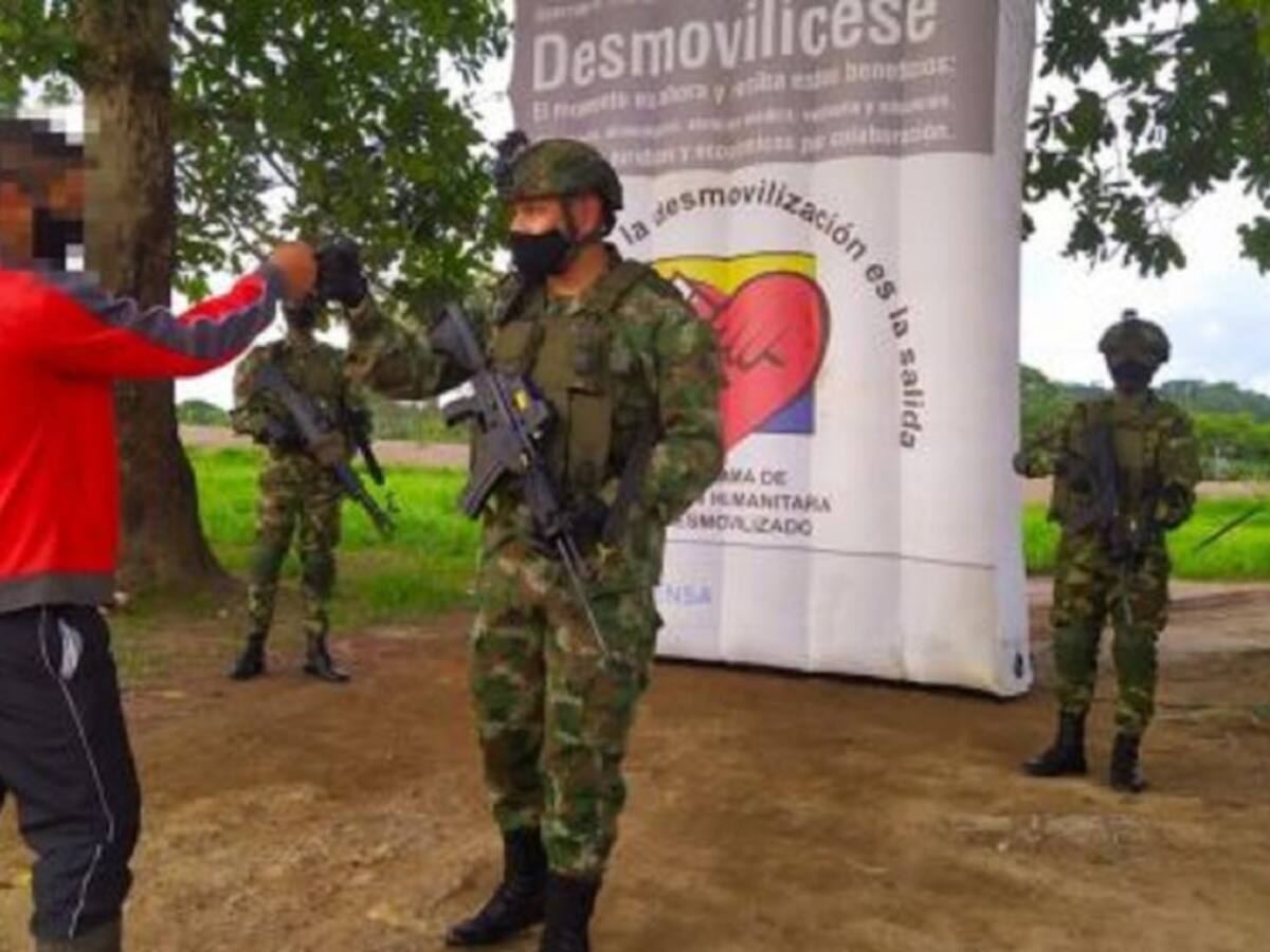 Integrante del ELN se entregó voluntariamente al Ejercito en Bolívar