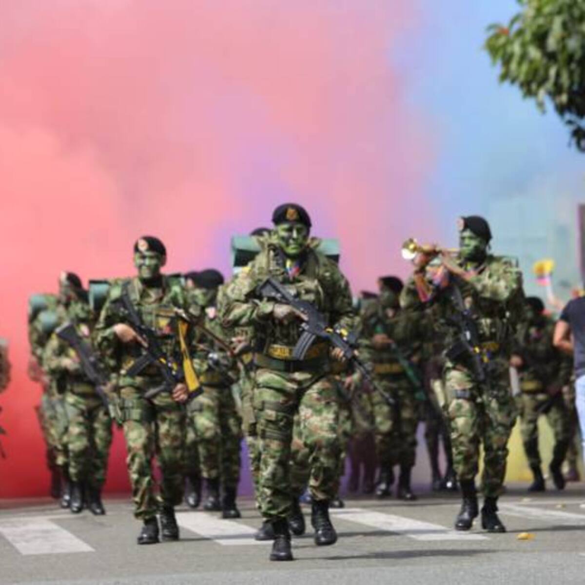 Vuelve el desfile militar y policial del 20 de julio a ciudades de Boyacá
