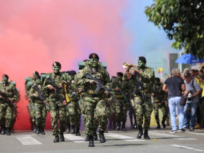 Vuelve el desfile militar y policial del 20 de julio a ciudades de Boyacá