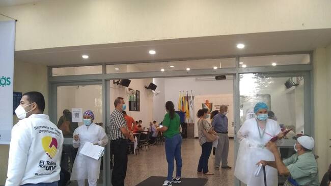 Vacunación contra el COVID-19