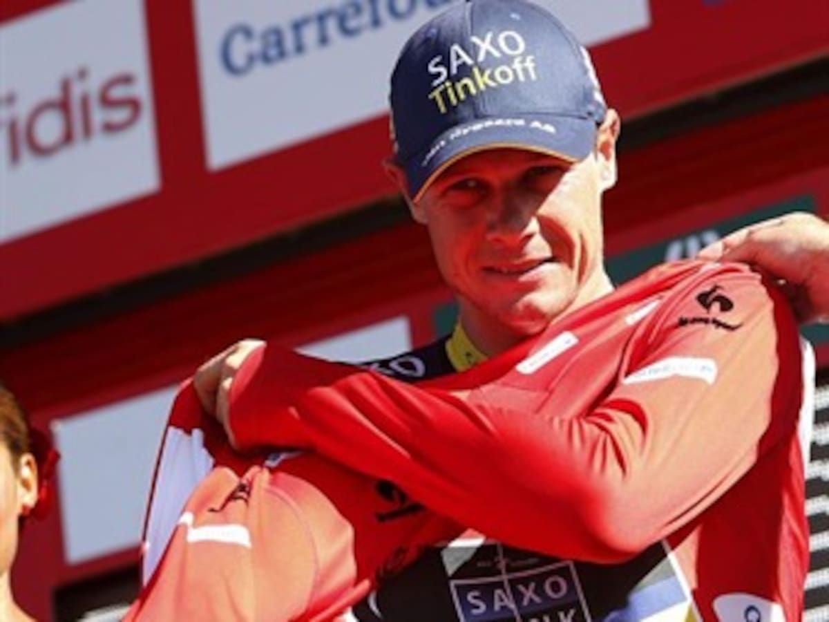 Vuelven los checos a triunfar y provocan cambio de líder en la Vuelta a España