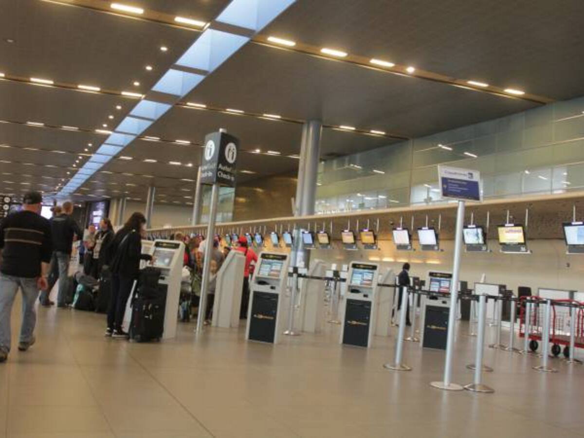 Día crucial para proyecto que elimina multas de aerolíneas a usuarios